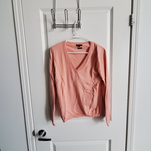 Sweater - Picture 4 of 4